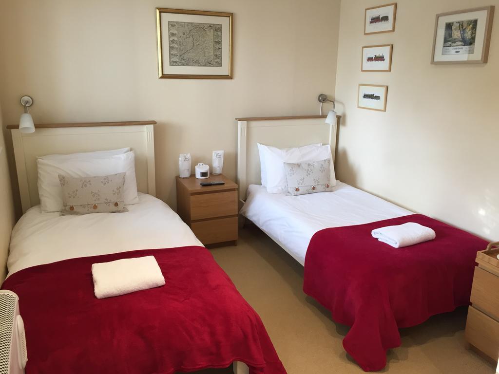 The Engine Shed Hotel Weston-super-Mare Room photo